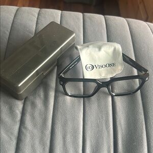 VisoOne Black Glasses with Case